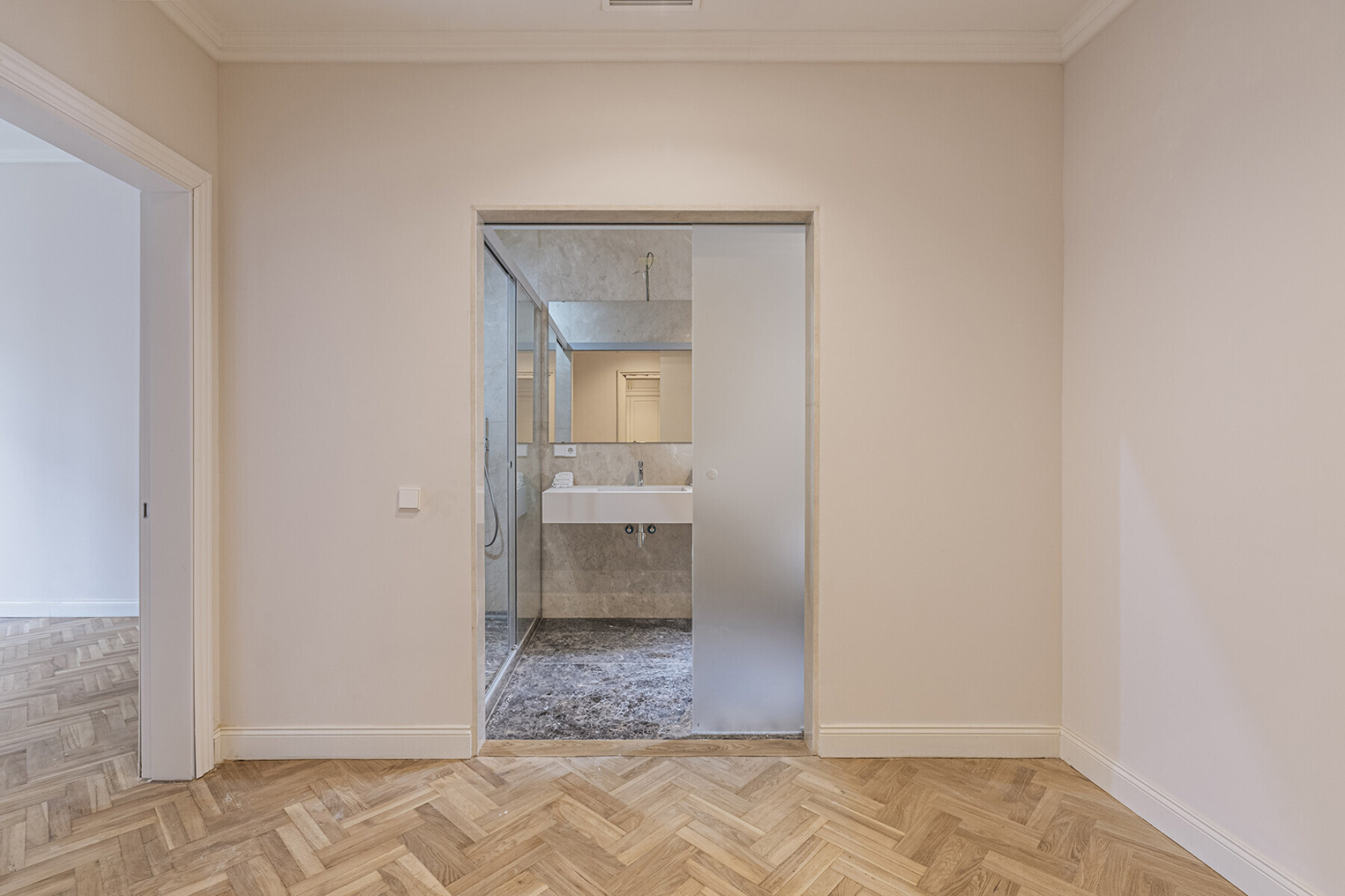  Renovated high-rise apartment in a stately building in Eixample. - 物件實景