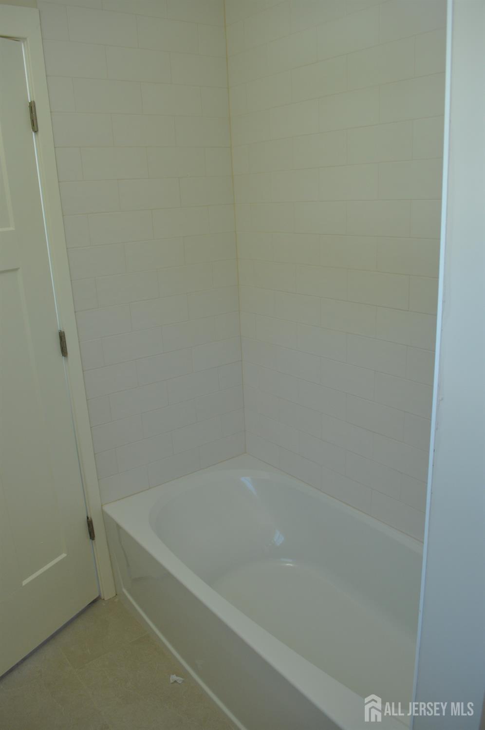 Woodbridge, New Jersey, 07095, United States, 4 Bedrooms Bedrooms, ,4 BathroomsBathrooms,Residential,For Sale,1920305