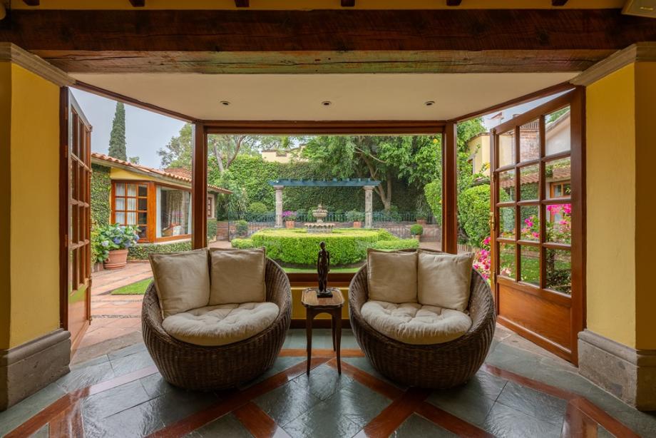 Saratoga, Naucalpan de Juárez, Estado de méxico, 53900, Mexico, 3 Bedrooms Bedrooms, ,4 BathroomsBathrooms,Residential,For Sale,Saratoga,1612456