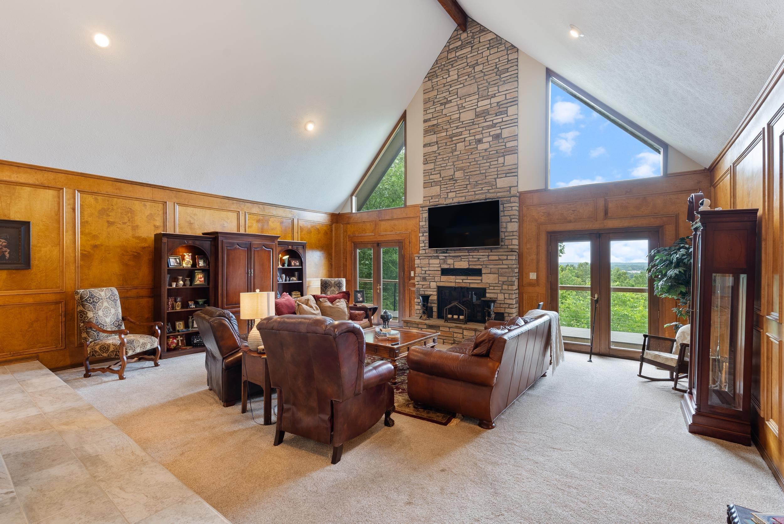 Conway, Arkansas, 72034, United States, 5 Bedrooms Bedrooms, ,5 BathroomsBathrooms,Residential,For Sale,1993283