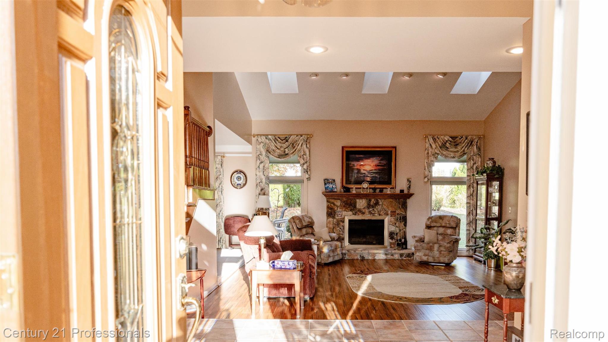 RochesterHills, Michigan, 48309, United States, 4 Bedrooms Bedrooms, ,4 BathroomsBathrooms,Residential,For Sale,1980404