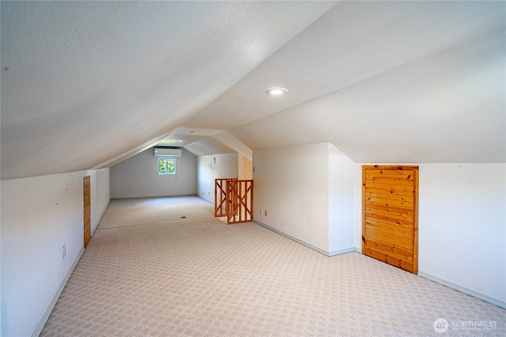 Manson, Washington, 98831, United States, 3 Bedrooms Bedrooms, ,2 BathroomsBathrooms,Residential,For Sale,1992965