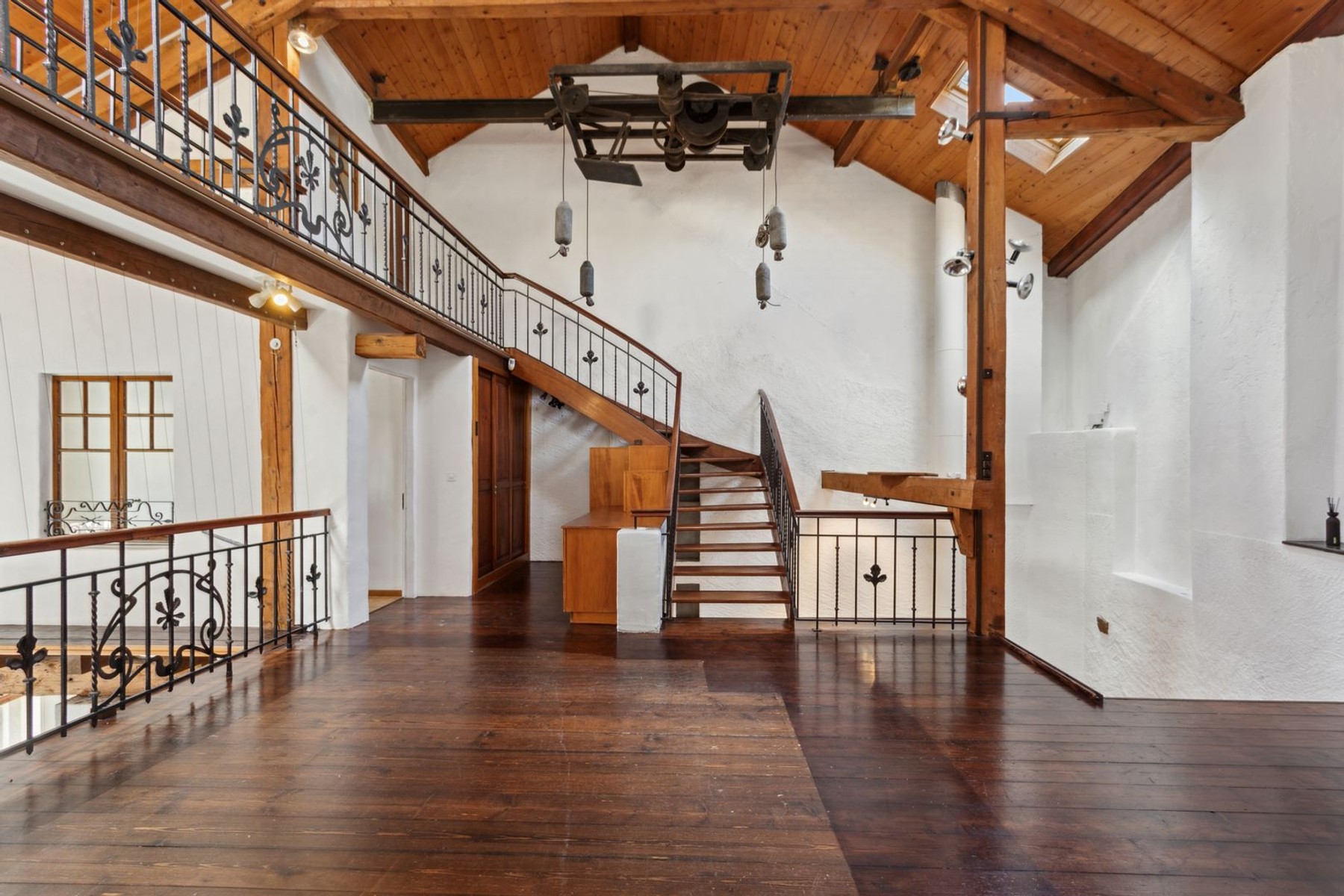  Former art gallery transformed into a spectacular and unique home - 物件實景