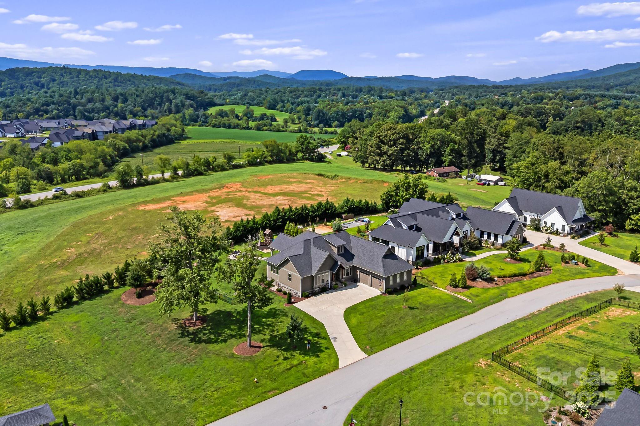 Mills River, North Carolina, 28759, United States, 3 Bedrooms Bedrooms, ,3 BathroomsBathrooms,Residential,For Sale,1992072