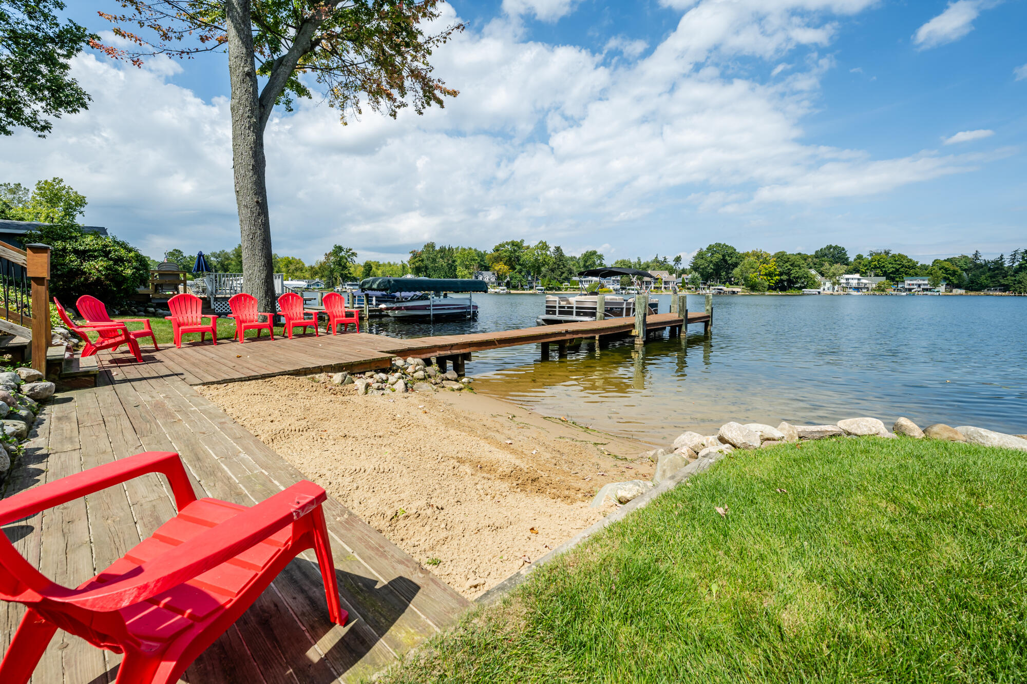 Coloma, Michigan, 49038, United States, 4 Bedrooms Bedrooms, ,6 BathroomsBathrooms,Residential,For Sale,1822414