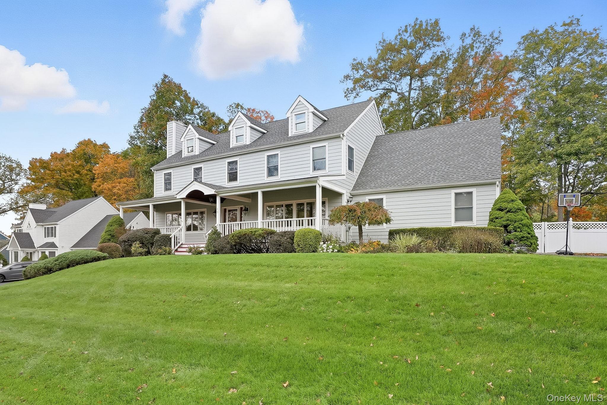 Cortlandt Manor, New York, 10567, United States, 4 Bedrooms Bedrooms, ,3 BathroomsBathrooms,Residential,For Sale,1987823