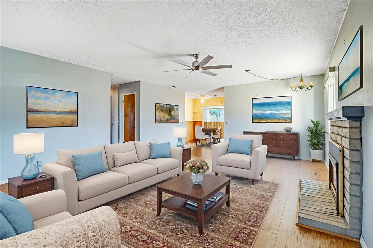 Lompoc, California, 93436, United States, 3 Bedrooms Bedrooms, ,2 BathroomsBathrooms,Residential,For Sale,1991167