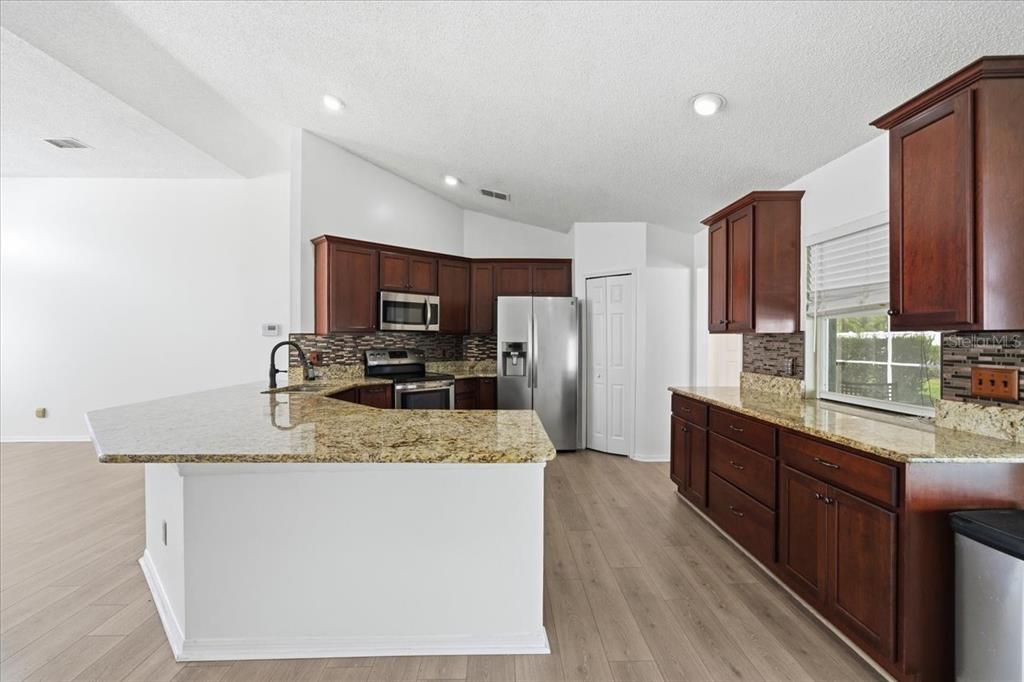 Lutz, Florida, 33558, United States, 4 Bedrooms Bedrooms, ,2 BathroomsBathrooms,Residential,For Sale,1989144