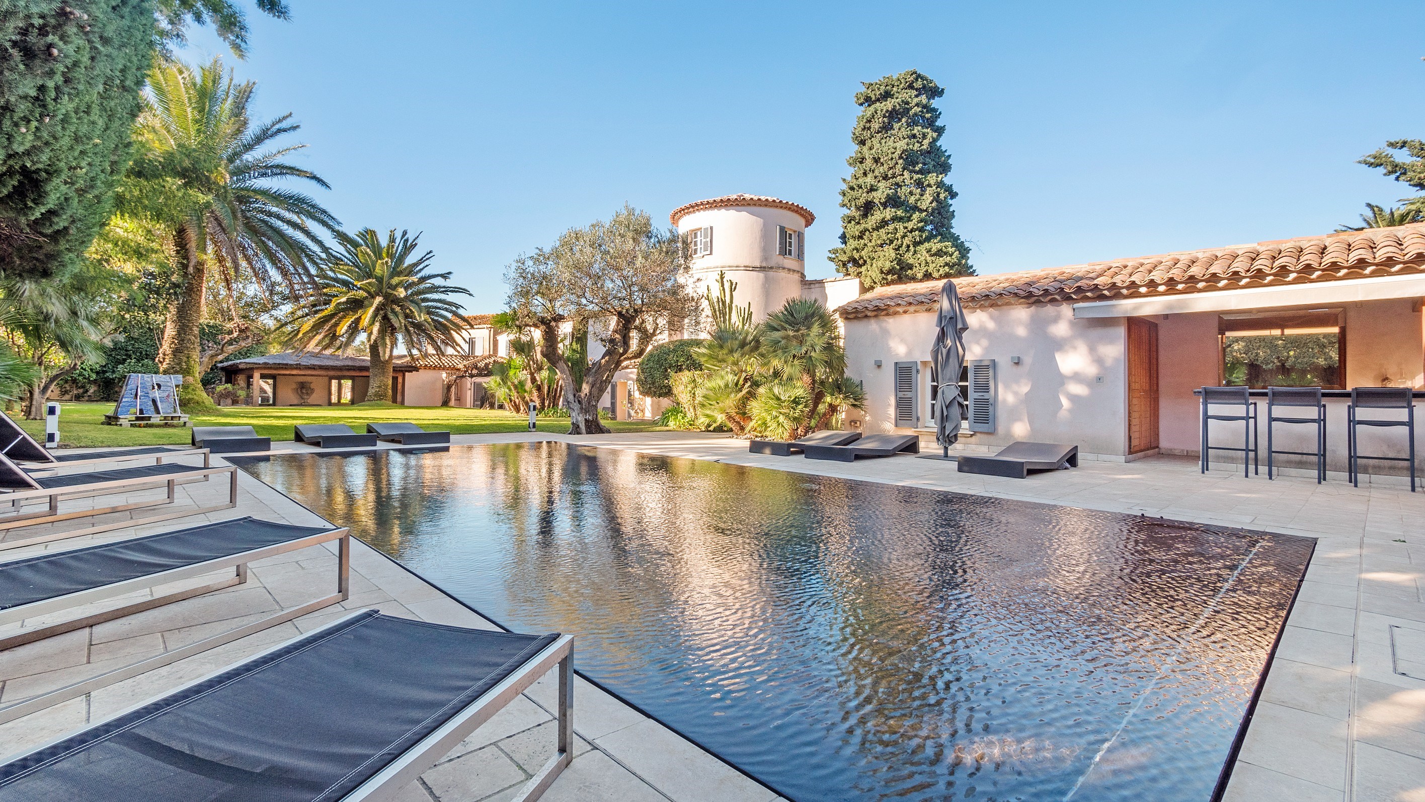  Saint-Tropez charming character property with pool steps from Place des Lices - 物件實景