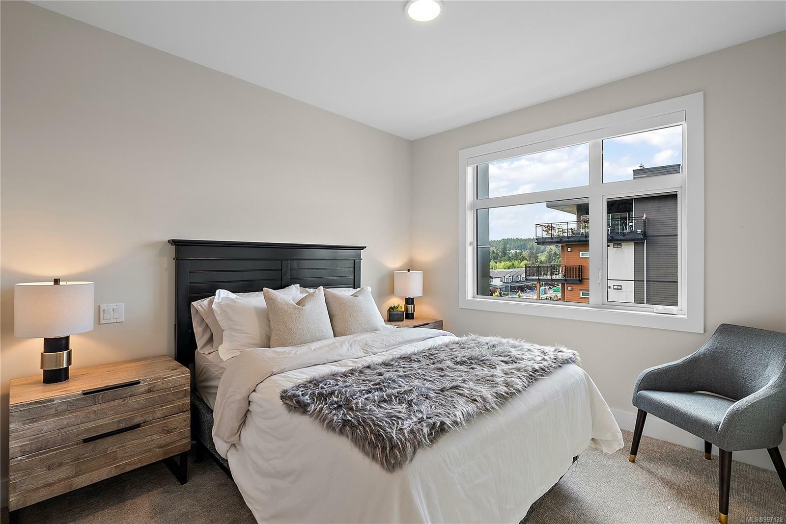 CENTRAL SAANICH, British Columbia, V8M 0B9, CA, 2 Bedrooms Bedrooms, ,Residential,For Sale,1874354