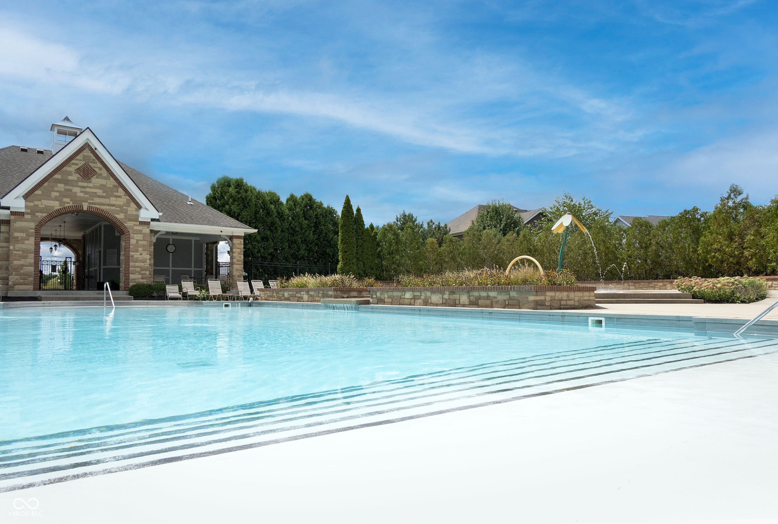 Zionsville, Indiana, 46077, United States, 4 Bedrooms Bedrooms, ,4 BathroomsBathrooms,Residential,For Sale,1942762