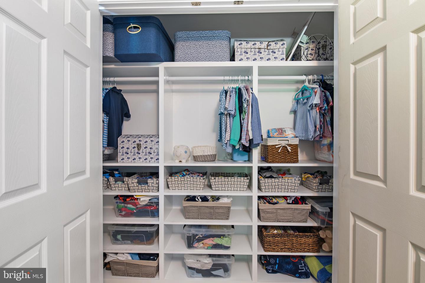 ANNAPOLIS, Maryland, 21401, United States, 4 Bedrooms Bedrooms, ,3 BathroomsBathrooms,Residential,For Sale,1988368