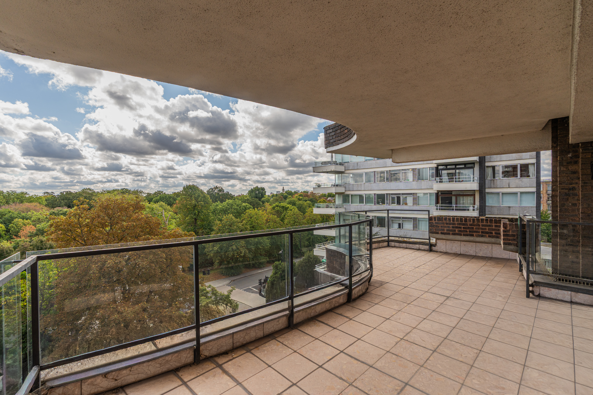  A Three-Bedroom Apartment Overlooking Regent’s Park - 物件實景