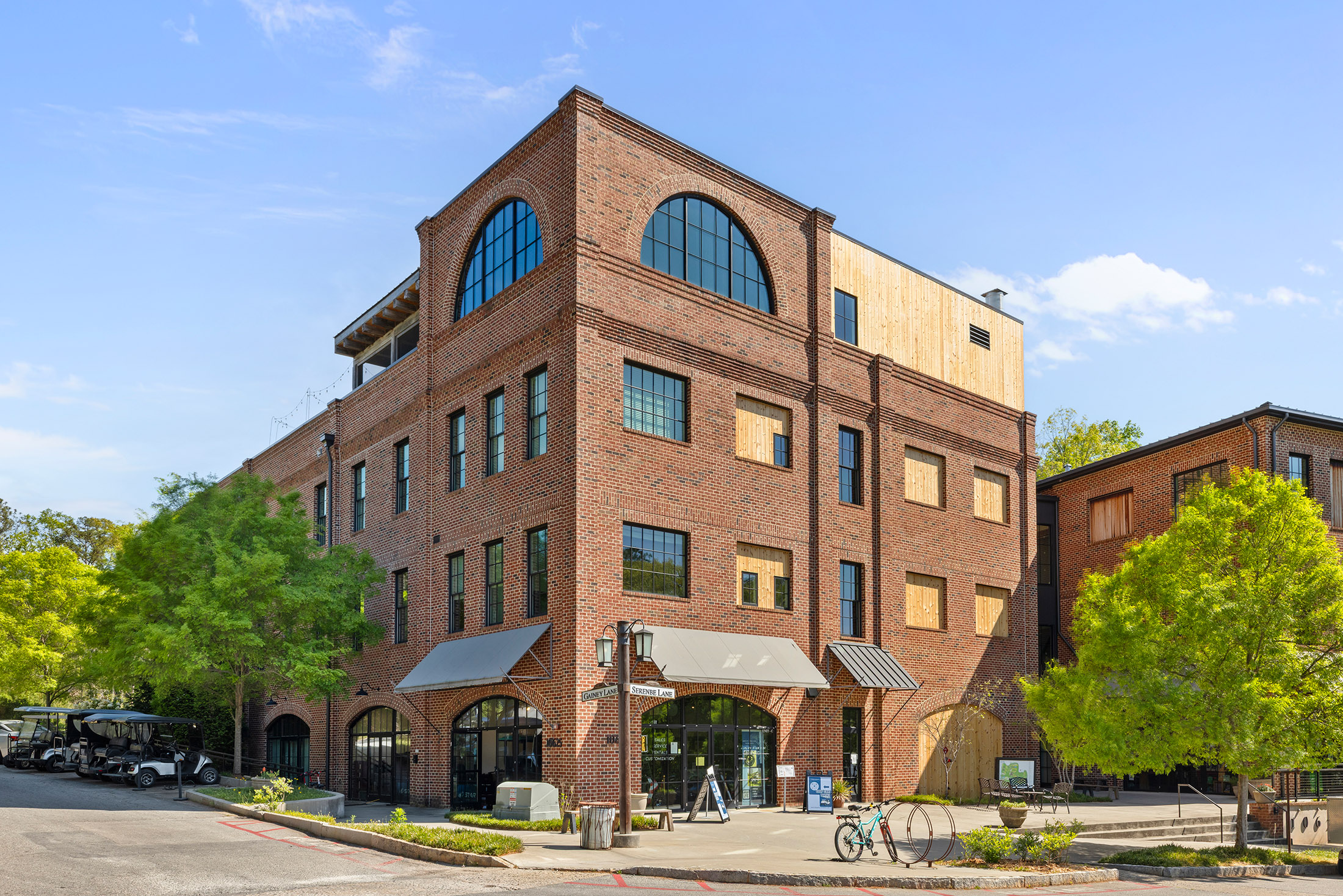  Top Floor, Corner Condo Overlooking Serenbe Stables - 物件實景