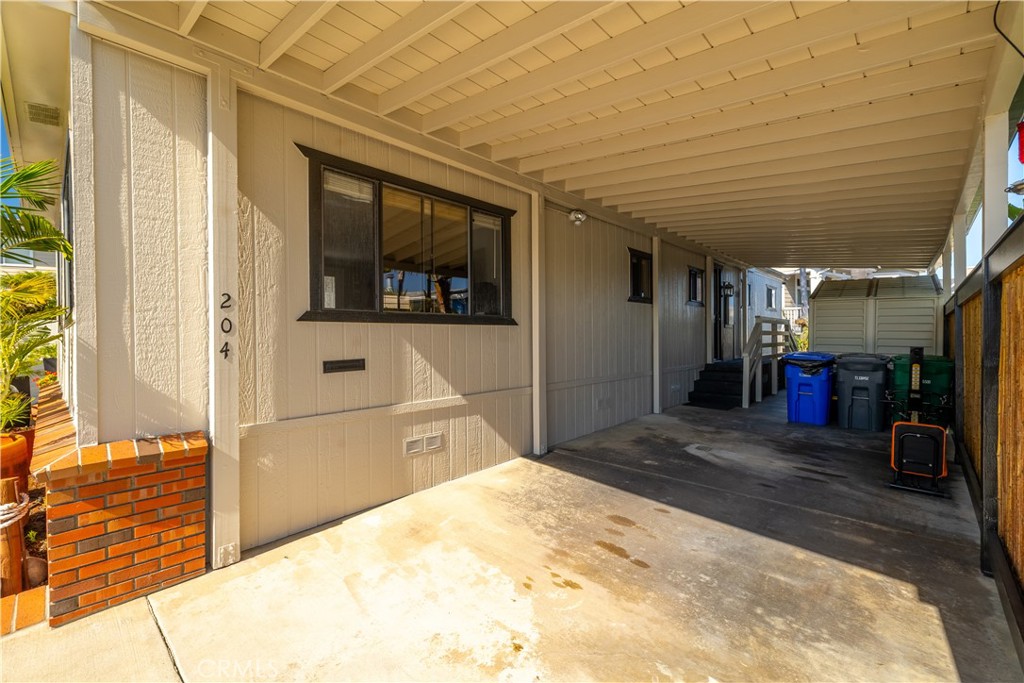 Carlsbad, California, 92011, United States, 2 Bedrooms Bedrooms, ,2 BathroomsBathrooms,Residential,For Sale,2026399