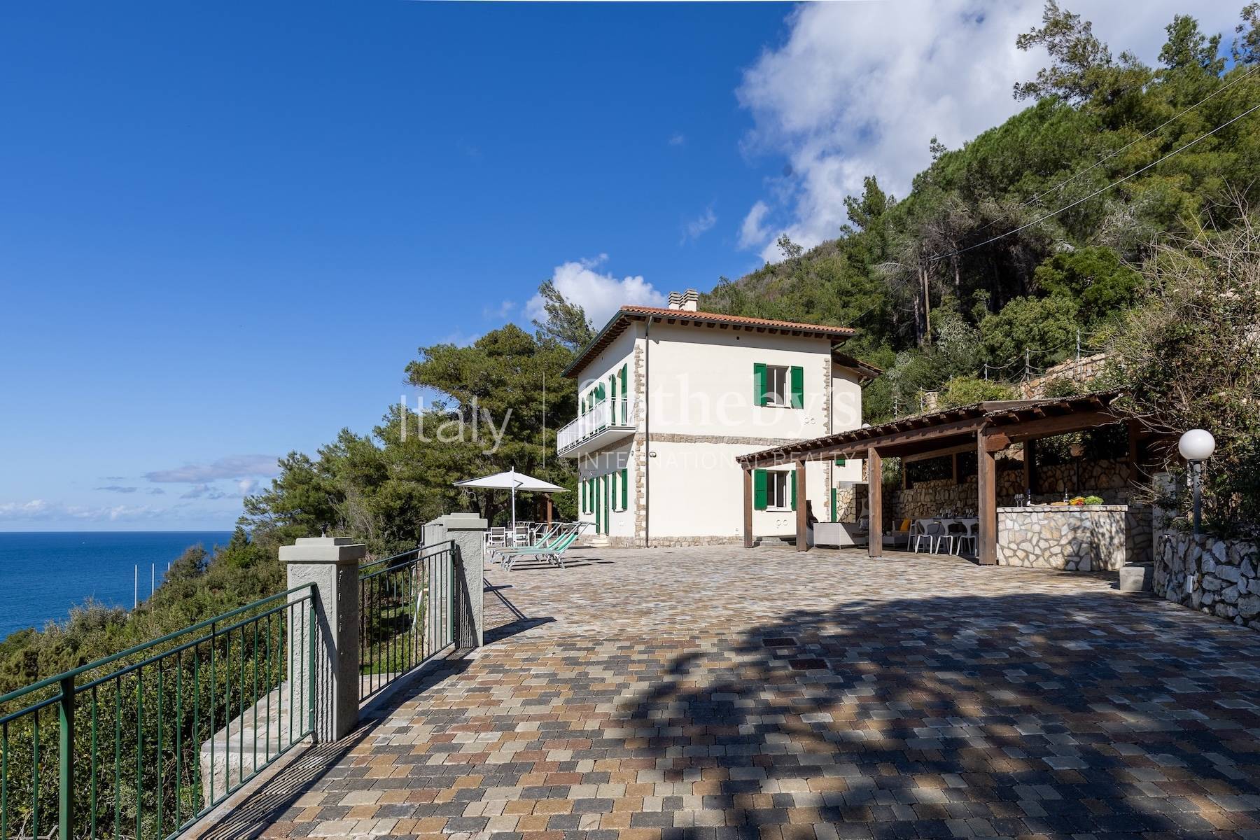  Elegant Villa with Panoramic Sea Views - 物件實景