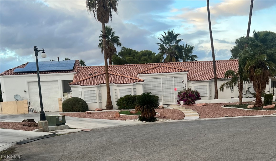 Las Vegas, Nevada, 89118, United States, 4 Bedrooms Bedrooms, ,4 BathroomsBathrooms,Residential,For Sale,2002099