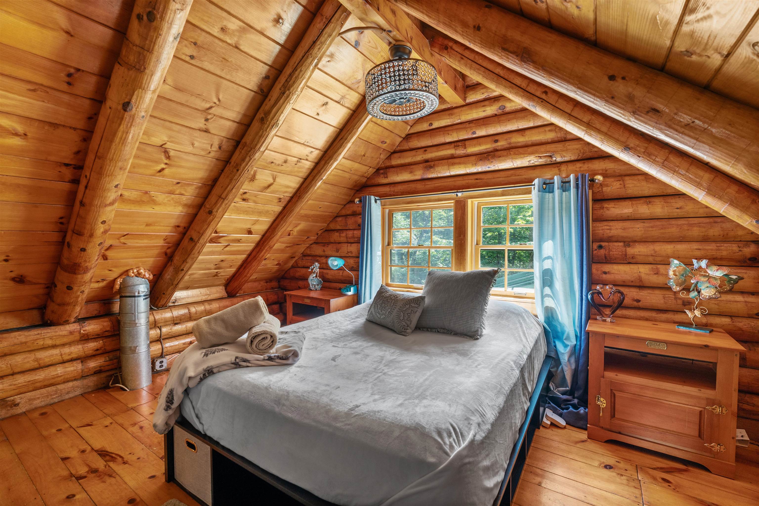 Alton, New Hampshire, 03810, United States, 4 Bedrooms Bedrooms, ,Residential,For Sale,1928654