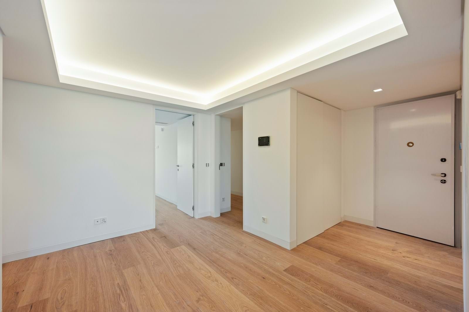 Lisboa, Lisbon, 1700-093, PT, 3 Bedrooms Bedrooms, ,3 BathroomsBathrooms,Residential,For Sale,1829446