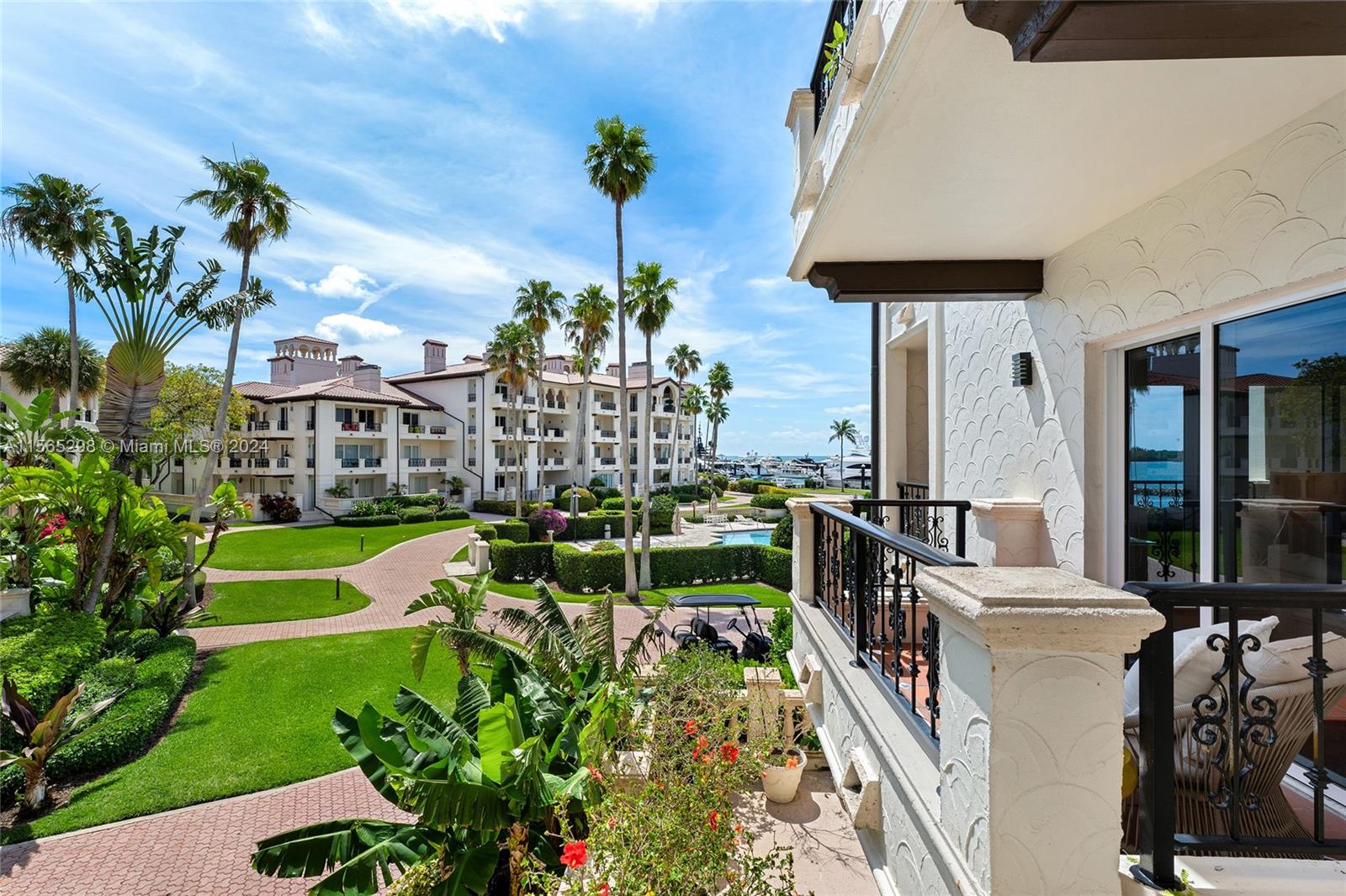 Miami Beach, Florida, 33109, United States, 3 Bedrooms Bedrooms, ,4 BathroomsBathrooms,Residential,For Sale,1926263