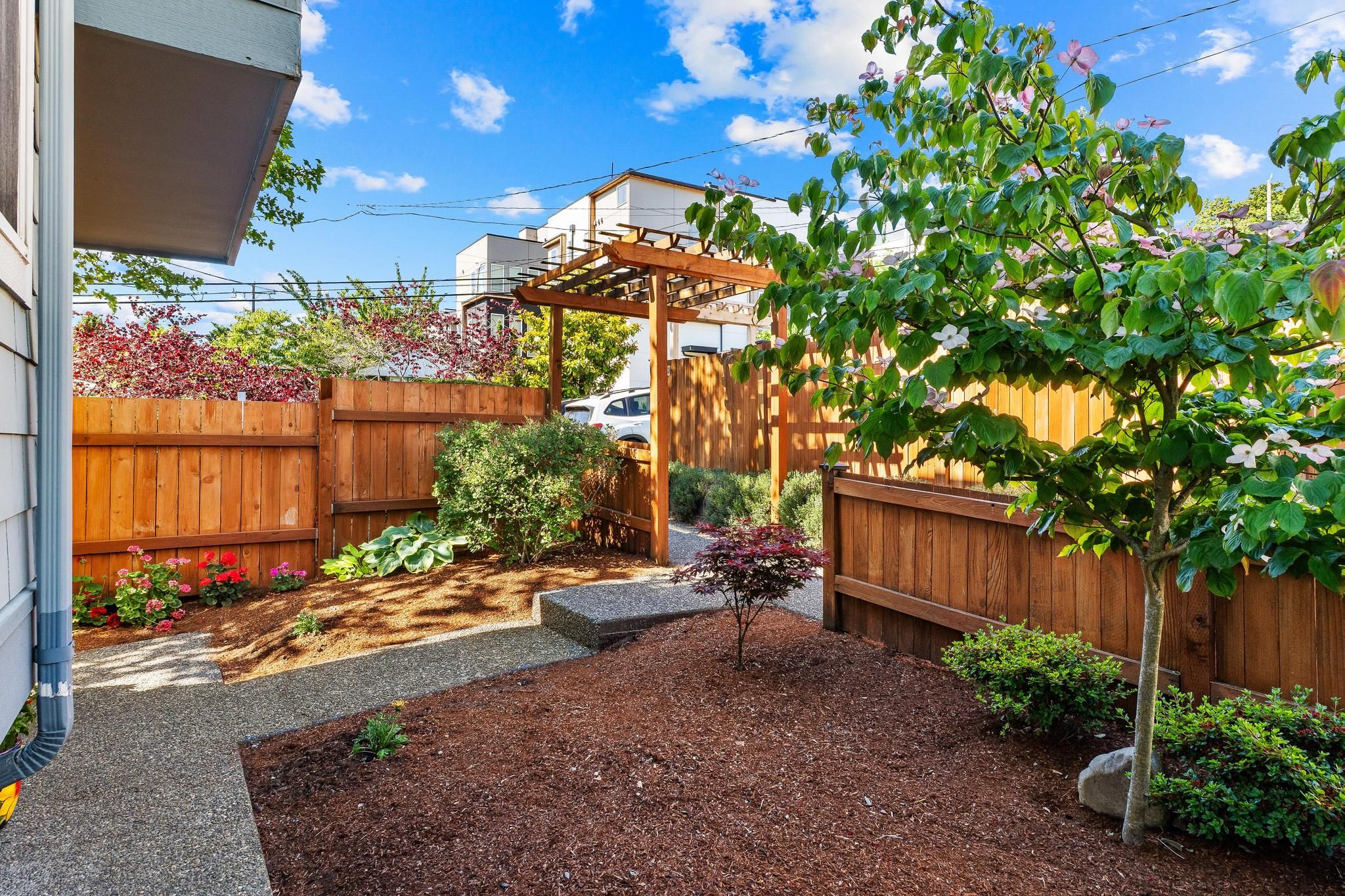  2400 West Boston St, Seattle, WA 98199 - 物件實景