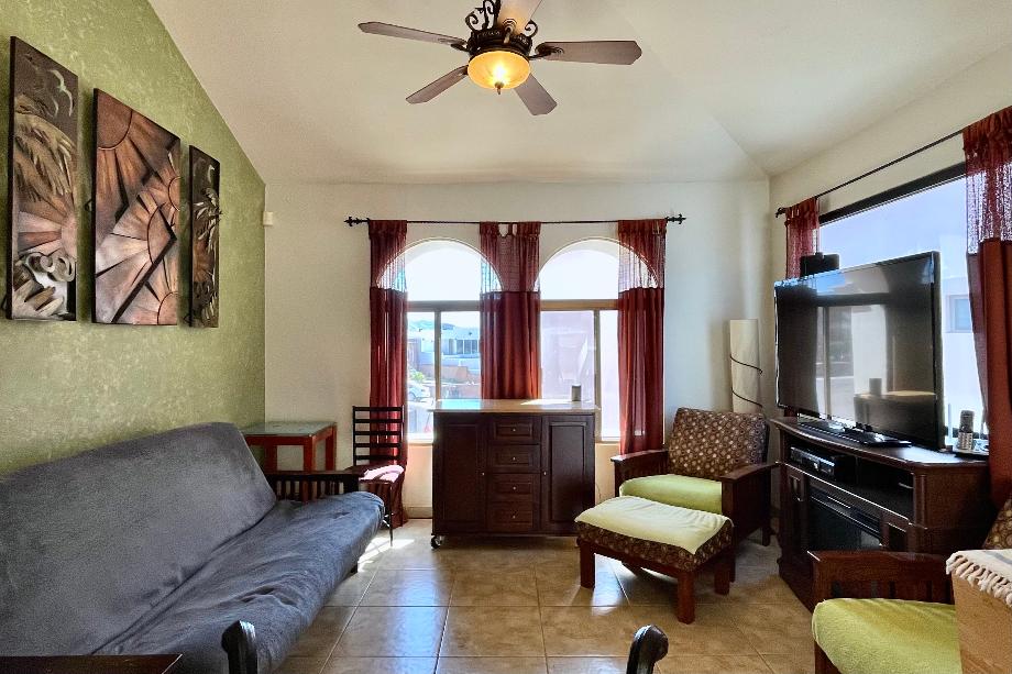 Guaymas, Sonora, 85506, Mexico, 4 Bedrooms Bedrooms, ,3 BathroomsBathrooms,Residential,For Sale,1916977
