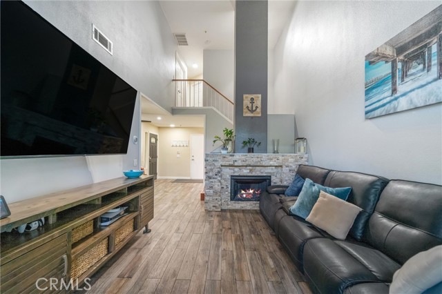 Orange, California, 92869, United States, 3 Bedrooms Bedrooms, ,3 BathroomsBathrooms,Residential,For Sale,1923127