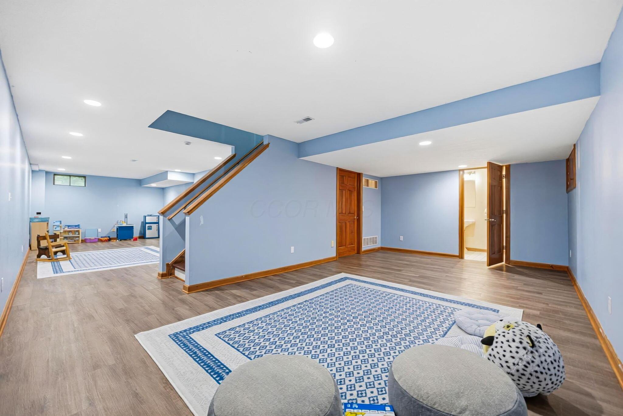 Lewis Center, Ohio, 43035, United States, 4 Bedrooms Bedrooms, ,2 BathroomsBathrooms,Residential,For Sale,2048697