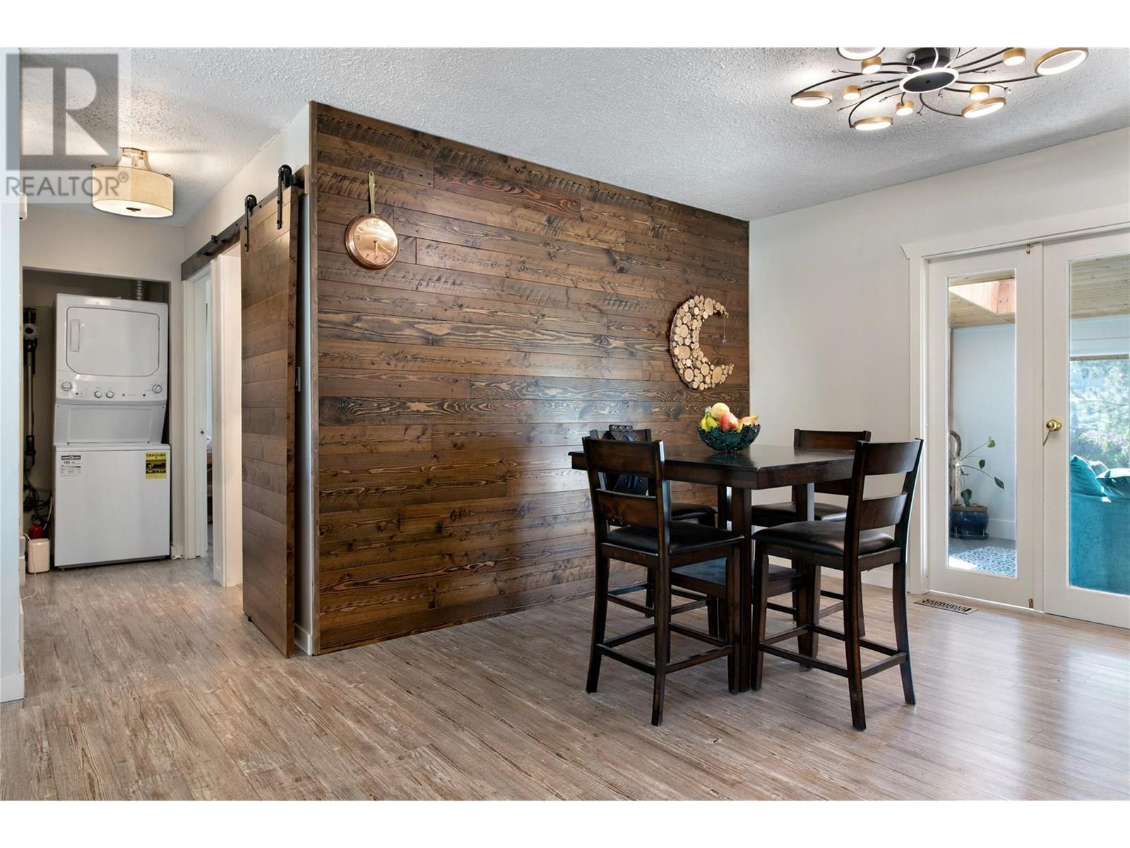 LAKE COUNTRY, British Columbia, V4V 1W2, CA, 4 Bedrooms Bedrooms, ,2 BathroomsBathrooms,Residential,For Sale,1896793