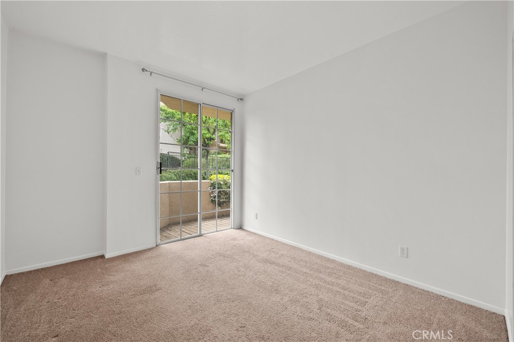 Valencia, California, 91355, United States, 2 Bedrooms Bedrooms, ,2 BathroomsBathrooms,Residential,For Sale,1937123