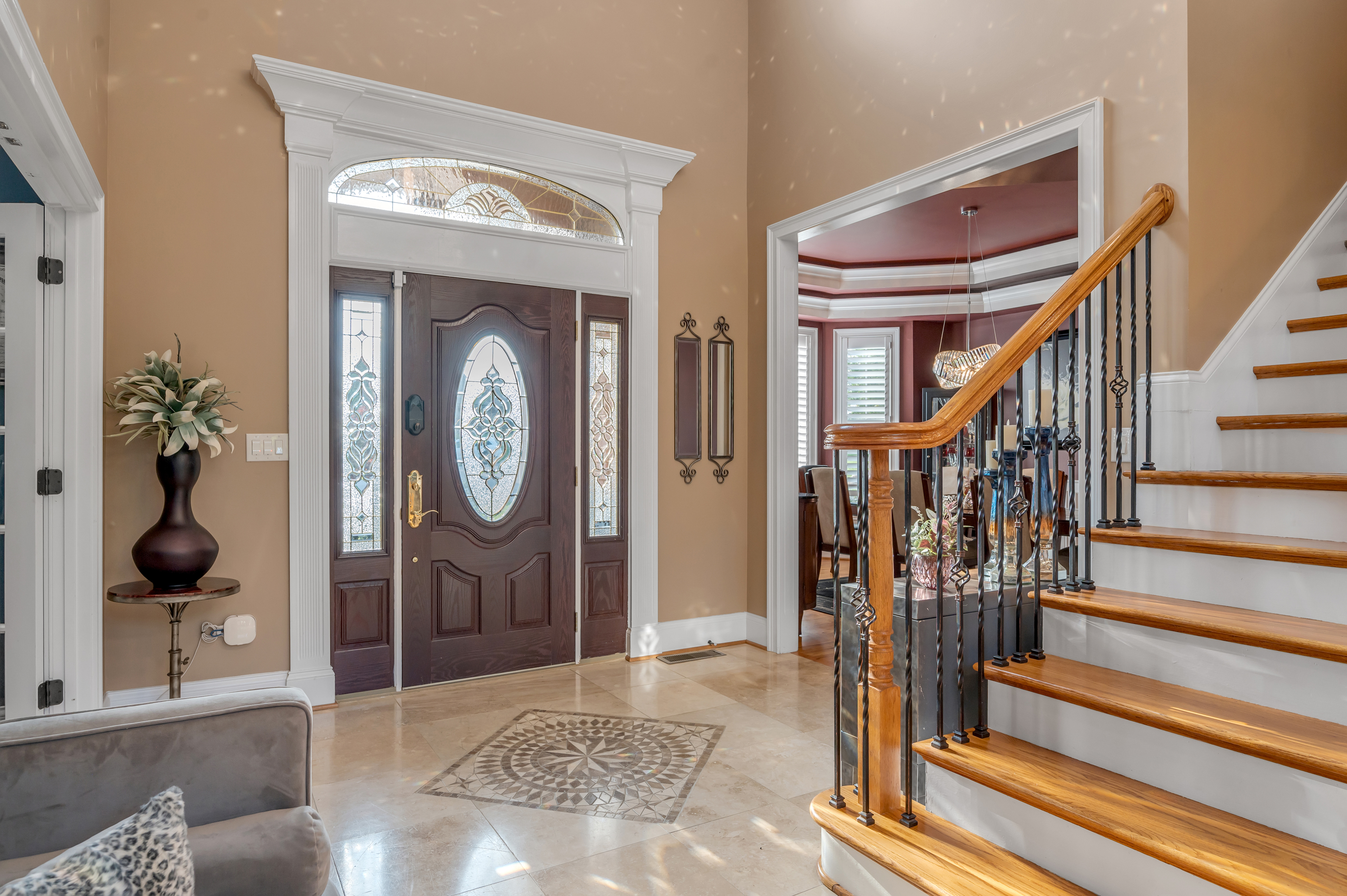  315 Whispering Brook Drive - 物件實景