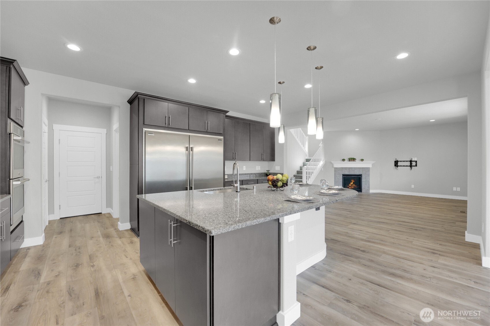 Bonney Lake, Washington, 98391, United States, 5 Bedrooms Bedrooms, ,3 BathroomsBathrooms,Residential,For Sale,1916895