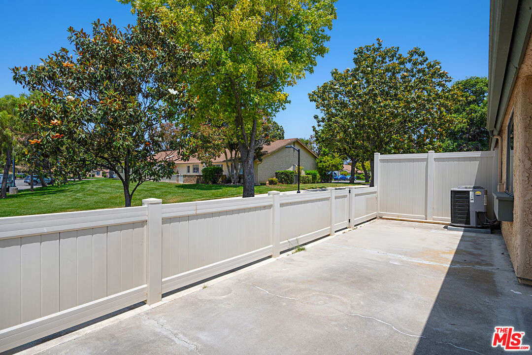 Camarillo, California, 93012, United States, 2 Bedrooms Bedrooms, ,2 BathroomsBathrooms,Residential,For Sale,1877157