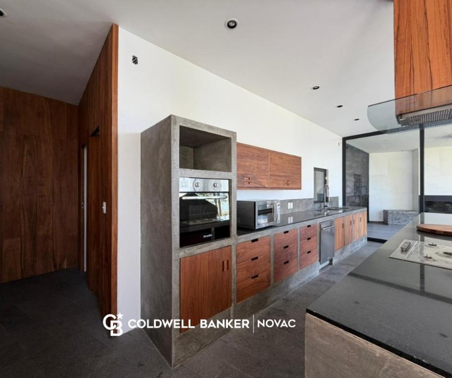 Valle de Bravo, Estado de méxico, 51200, Mexico, 5 Bedrooms Bedrooms, ,4 BathroomsBathrooms,Residential,For Sale,2003128