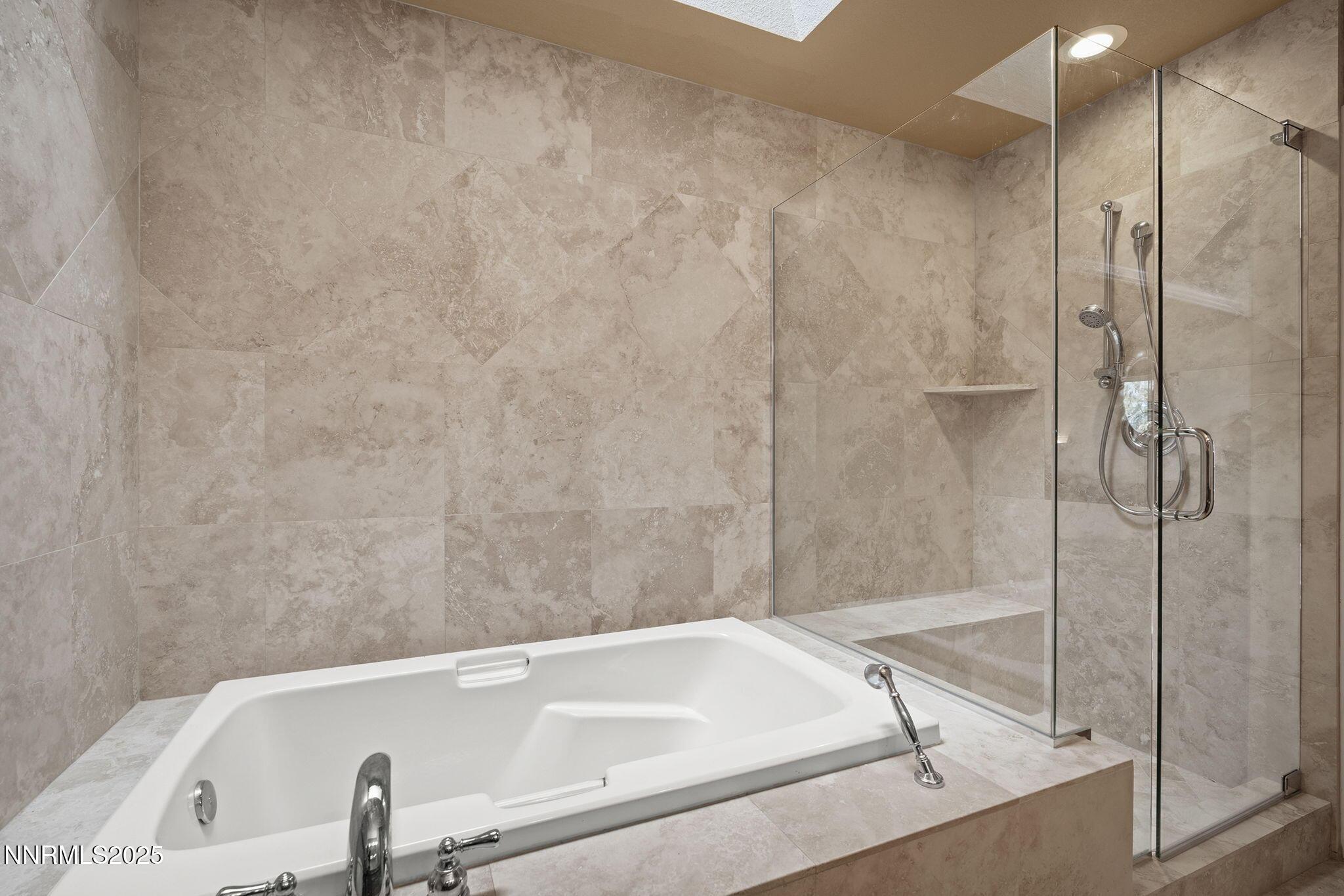 Reno, Nevada, 89509, United States, 2 Bedrooms Bedrooms, ,3 BathroomsBathrooms,Residential,For Sale,1912616