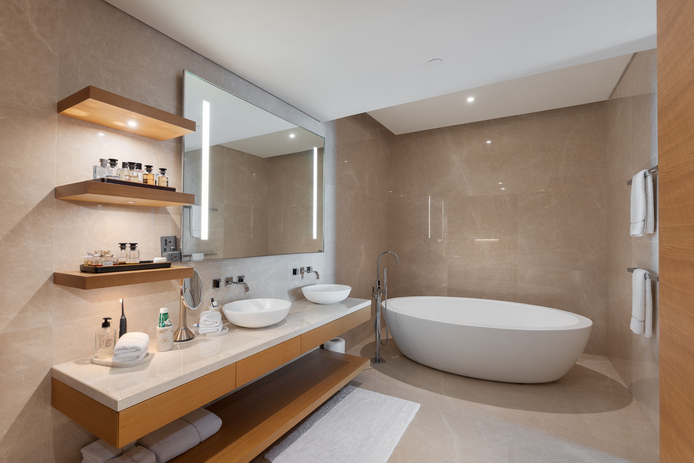  Voluminous Seafacing Apartment on Palm Jumeirah - 物件實景
