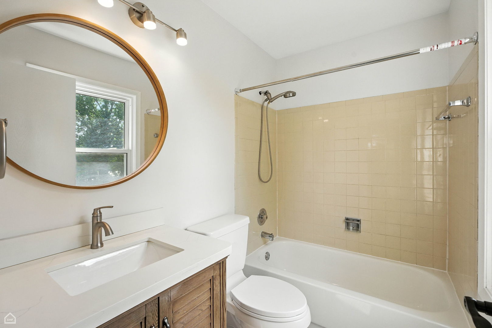Buffalo Grove, Illinois, 60089, United States, 4 Bedrooms Bedrooms, ,3 BathroomsBathrooms,Residential,For Sale,1911732