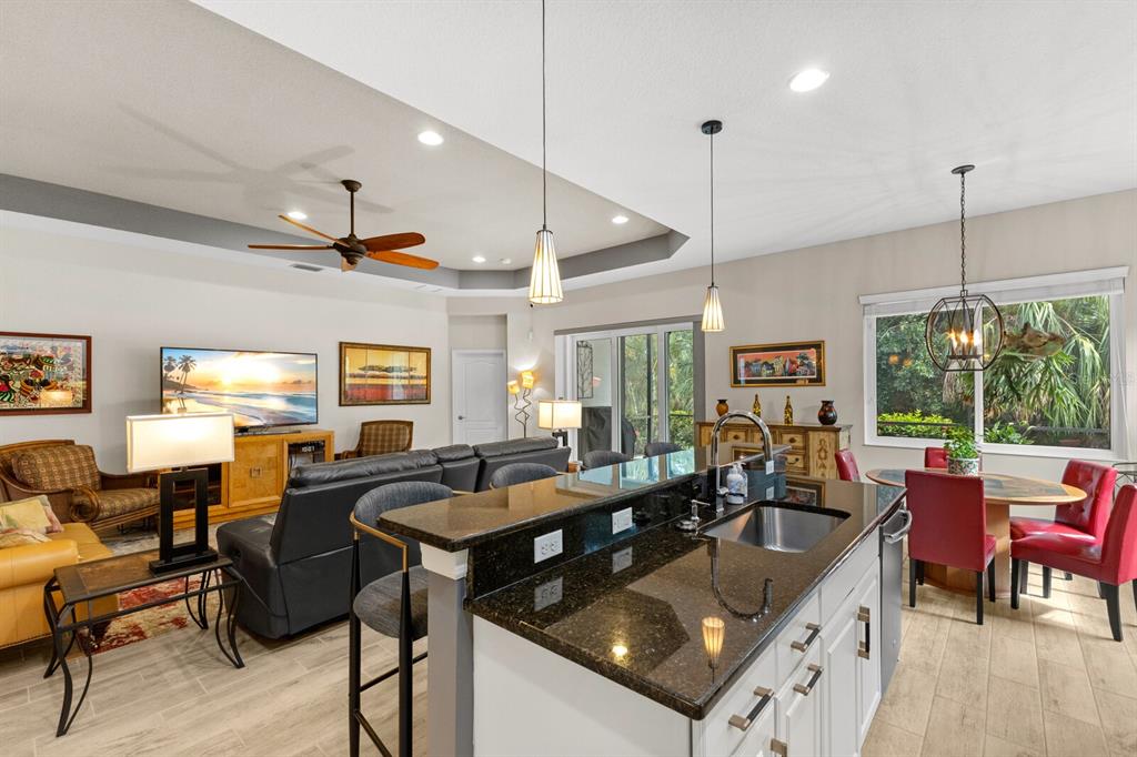 Sarasota, Florida, 34243, United States, 3 Bedrooms Bedrooms, ,2 BathroomsBathrooms,Residential,For Sale,1917004