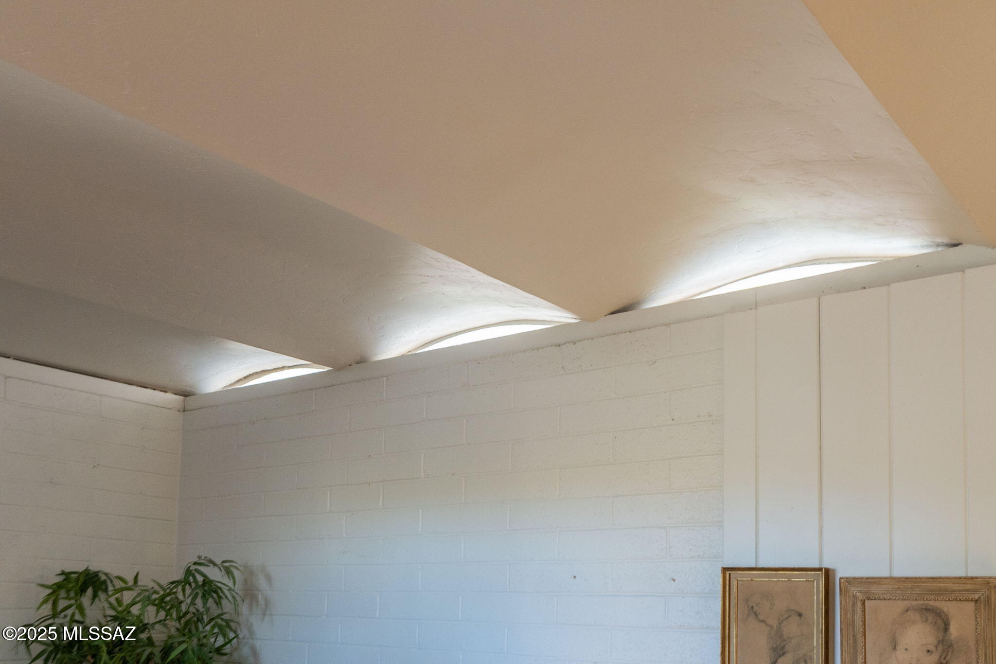 Tucson, Arizona, 85743, United States, 2 Bedrooms Bedrooms, ,2 BathroomsBathrooms,Residential,For Sale,1865652