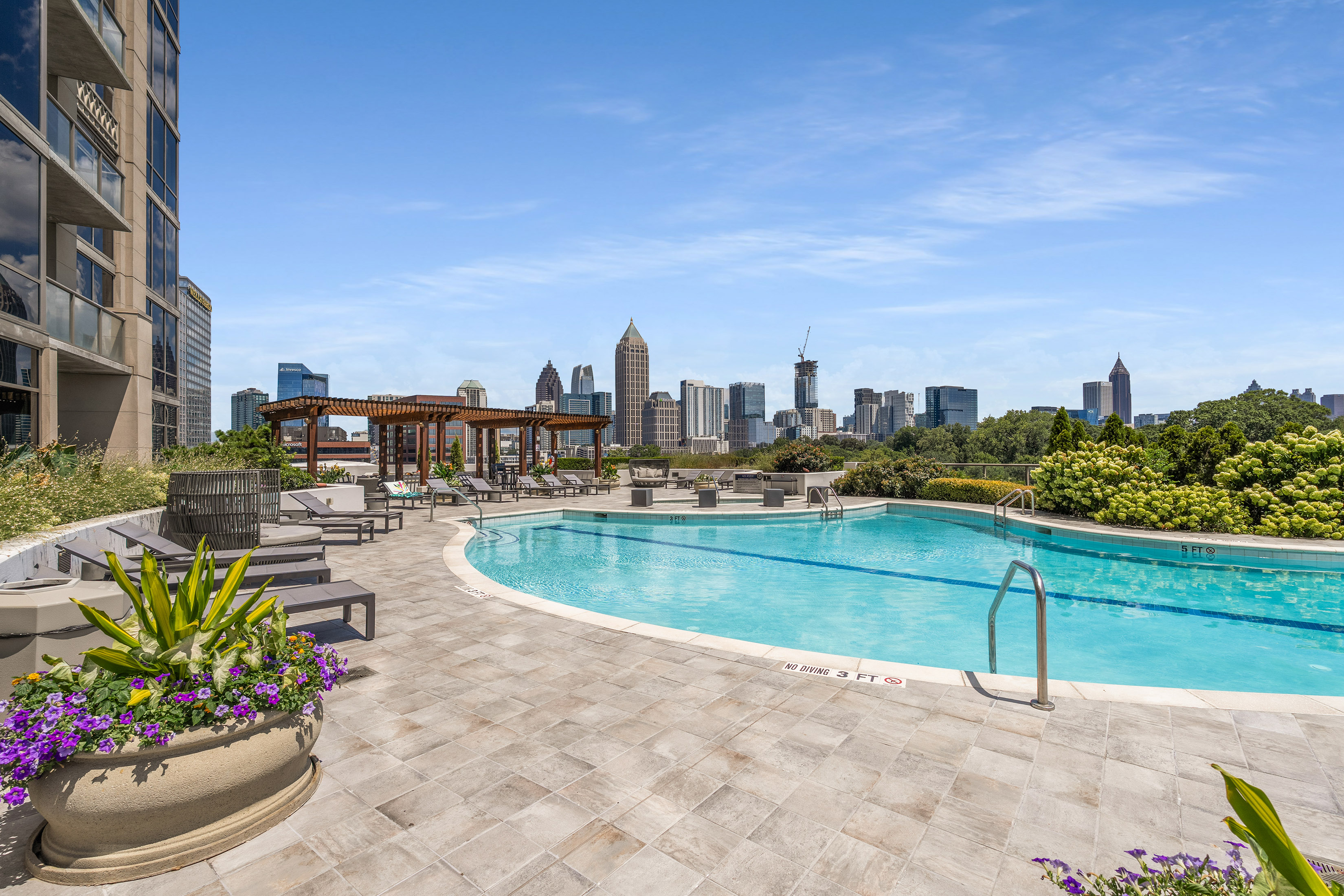  Luxurious Upgraded Three Bedroom Condo with Resort-style Amenities - 物件實景