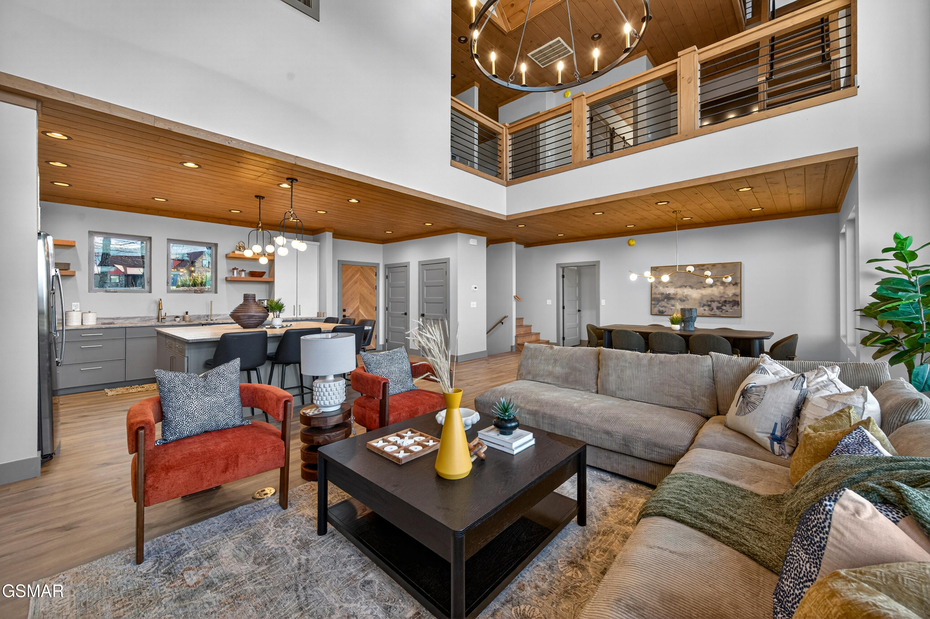 Sevierville, Tennessee, 37862, United States, 5 Bedrooms Bedrooms, ,7 BathroomsBathrooms,Residential,For Sale,2008149