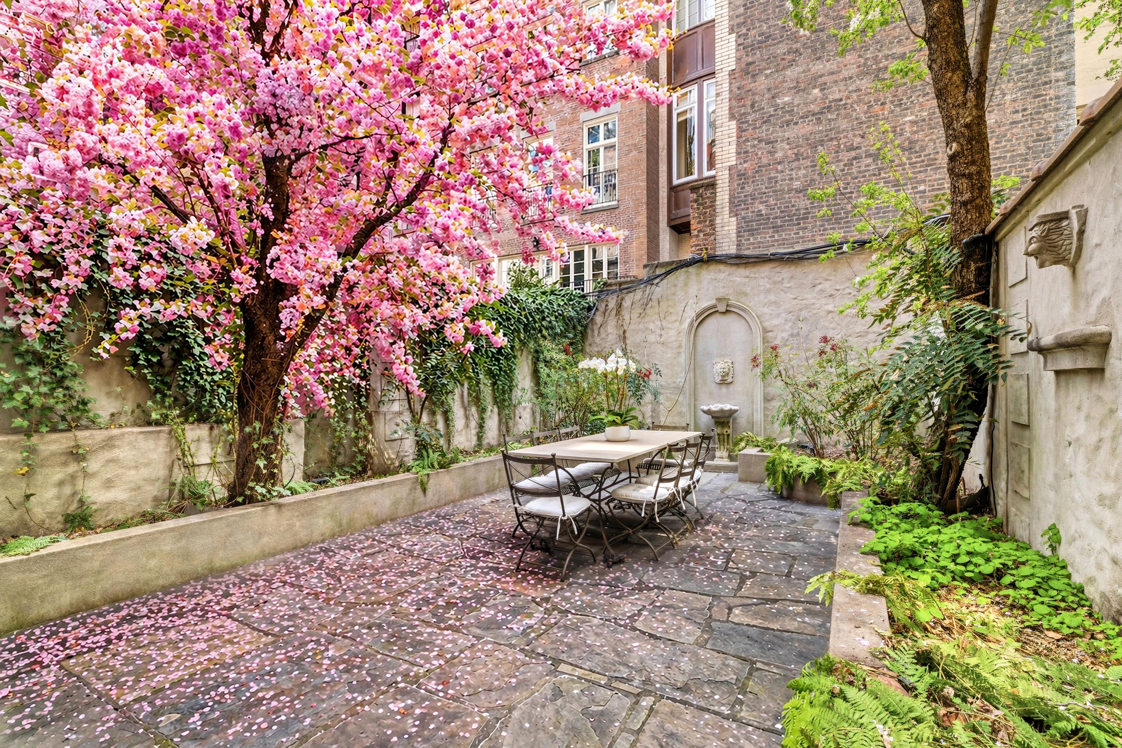  126 East 74th Street - 物件實景