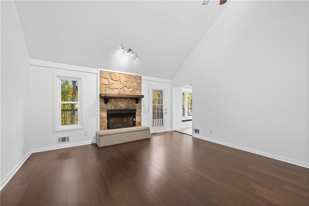 Marietta, Georgia, 30066, United States, 4 Bedrooms Bedrooms, ,3 BathroomsBathrooms,Residential,For Sale,1986334