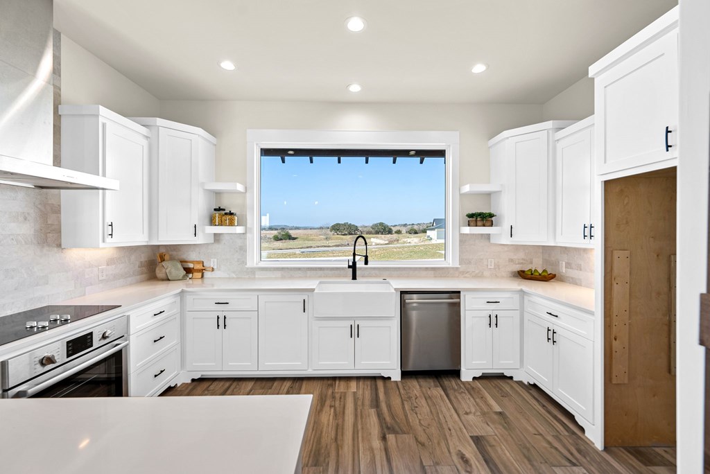 Kerrville, Texas, 78028, United States, 3 Bedrooms Bedrooms, ,3 BathroomsBathrooms,Residential,For Sale,2025103