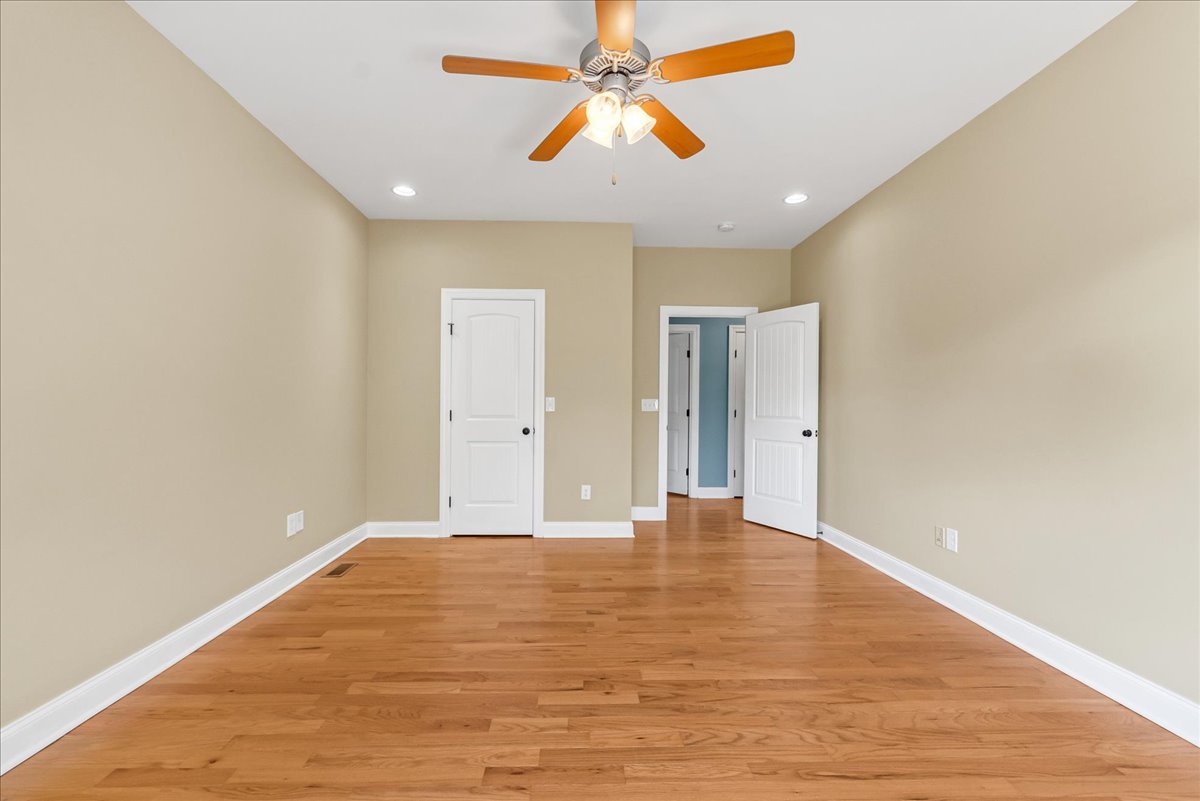 Decherd, Tennessee, 37324, United States, 4 Bedrooms Bedrooms, ,2 BathroomsBathrooms,Residential,For Sale,1870930