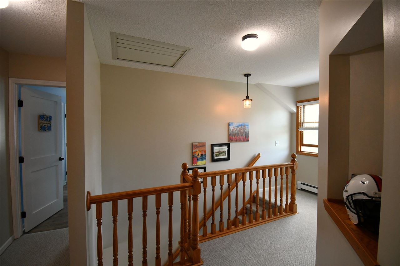 Charlevoix, Michigan, 49720, United States, 5 Bedrooms Bedrooms, ,5 BathroomsBathrooms,Residential,For Sale,1948614