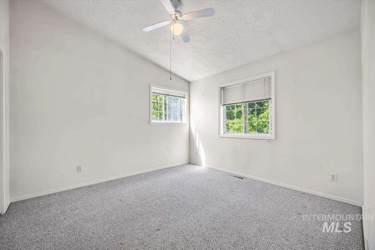 Caldwell, Idaho, 83605, United States, 4 Bedrooms Bedrooms, ,3 BathroomsBathrooms,Residential,For Sale,1938152
