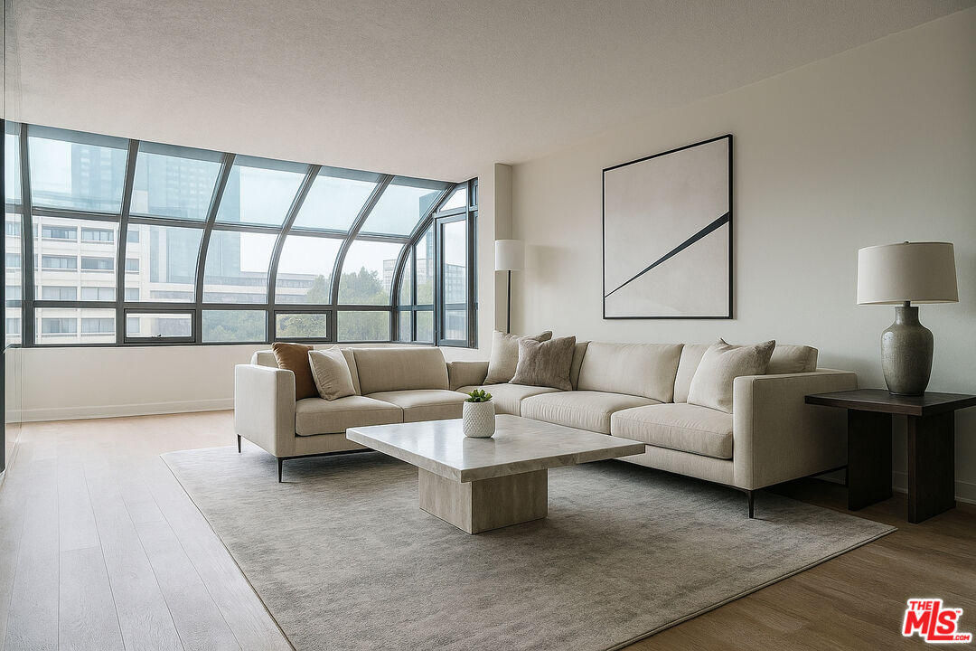 Los Angeles, California, 90012, United States, 2 Bedrooms Bedrooms, ,2 BathroomsBathrooms,Residential,For Sale,1839118