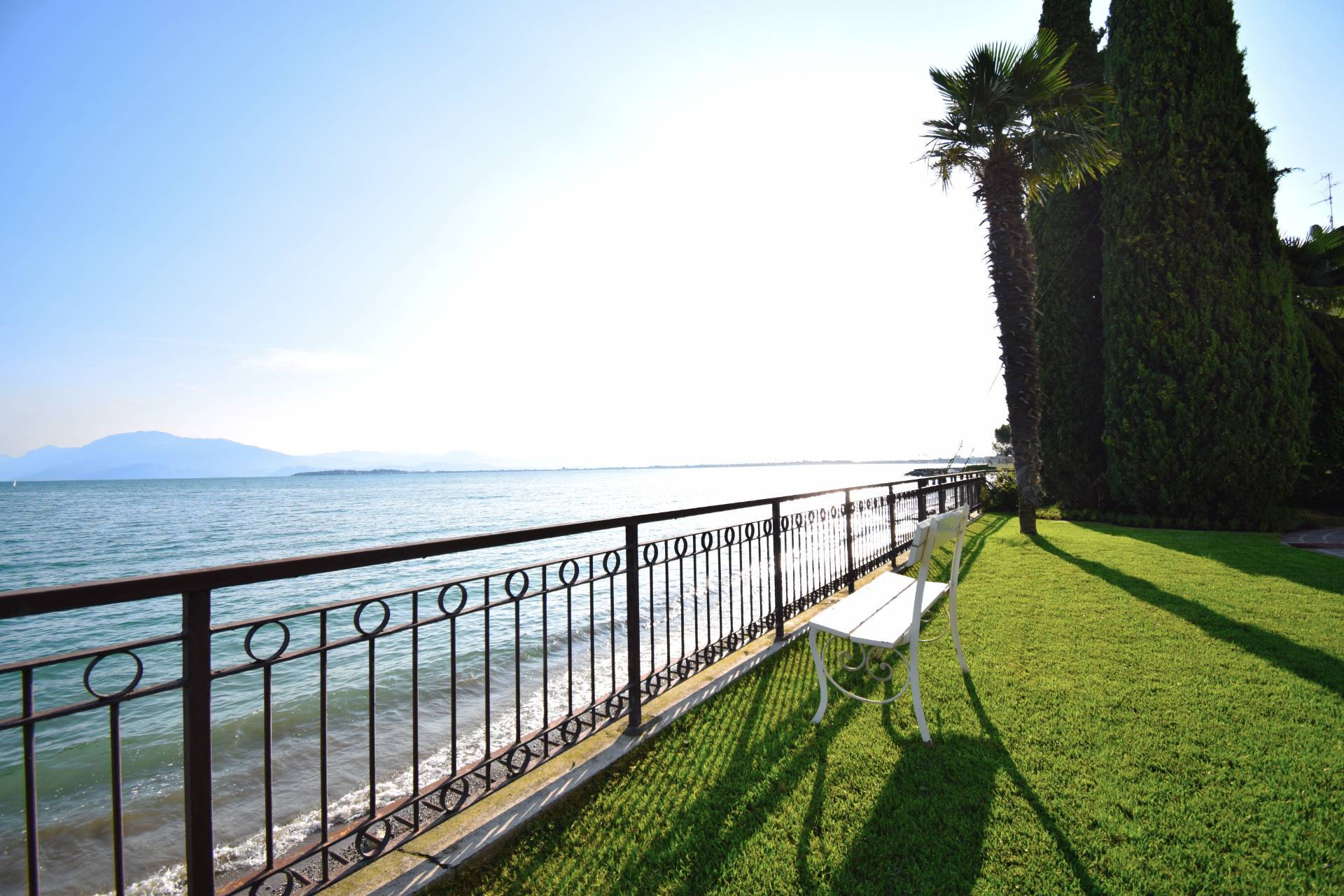Desenzano del Garda, Brescia, 25015, IT, 4 Bedrooms Bedrooms, ,4 BathroomsBathrooms,Residential,For Sale,1826447
