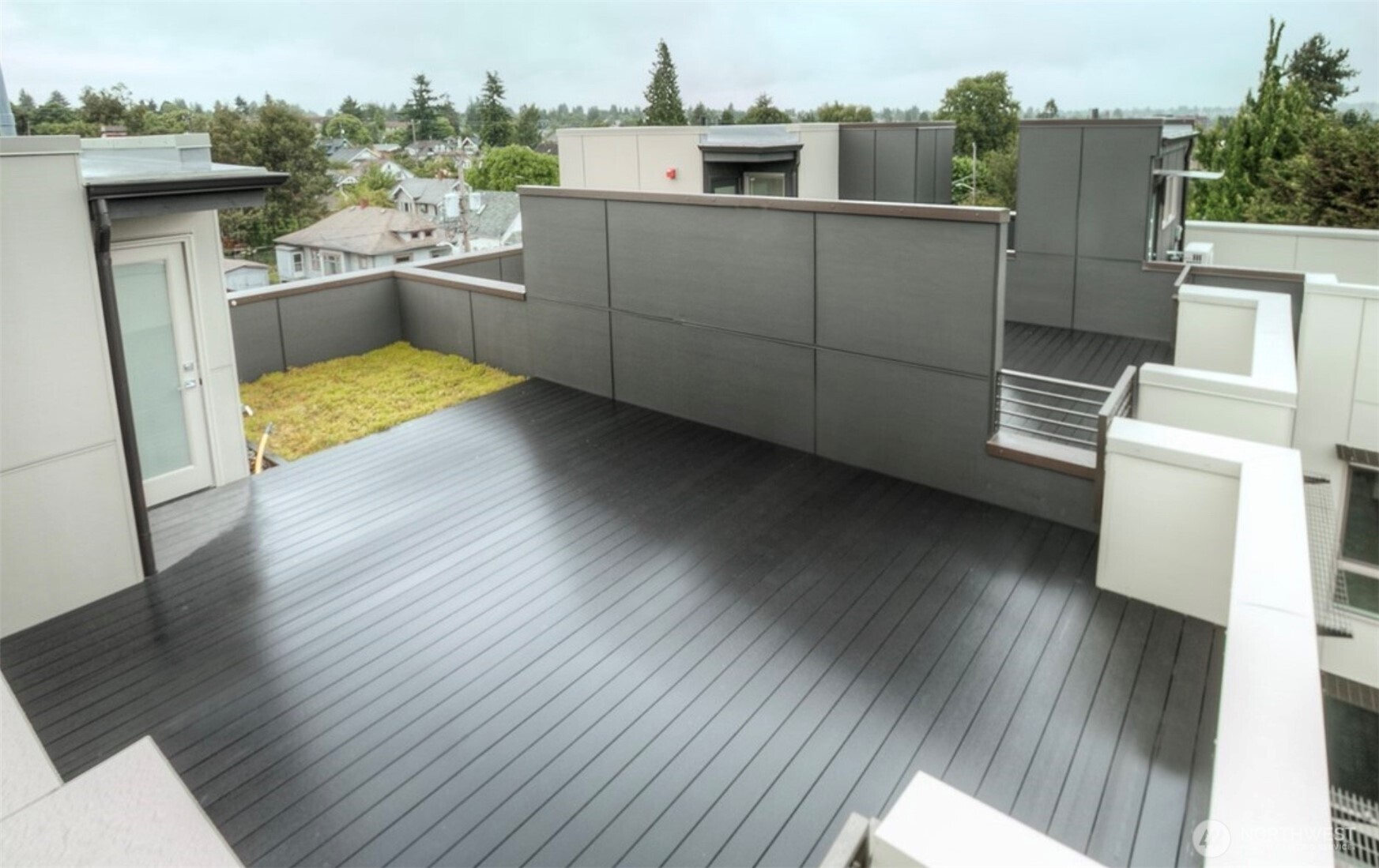 Seattle, Washington, 98122, United States, 2 Bedrooms Bedrooms, ,1 BathroomBathrooms,Residential,For Sale,1896236